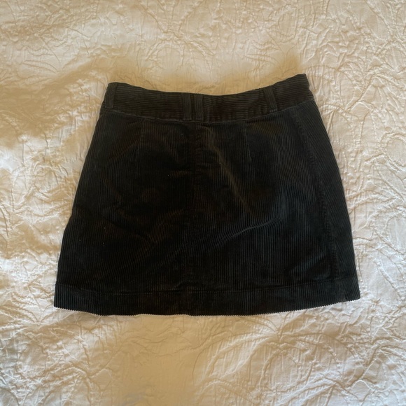A&F Courduroy Mini Skirt - Picture 3 of 5